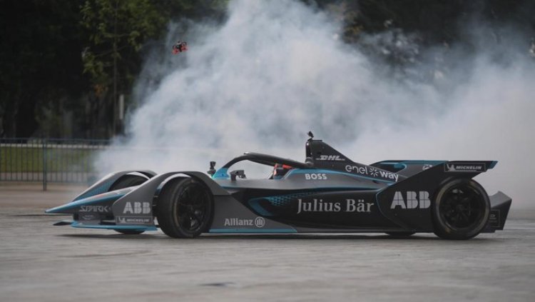 Zita PAN Borong Tiket Formula E, Gilbert PDIP Meradang: Tiket Habis karena Ada Intervensi Politik....
