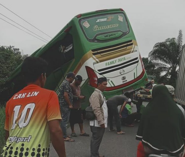 Bus Jamaah Haji Asal Merangin Kecelakaan di Batanghari