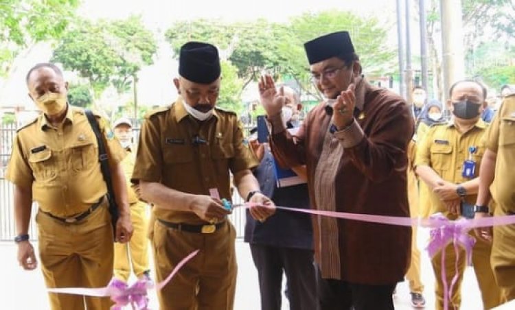 Kadis PUPR Jambi Resmikan Koperasi Mart PU