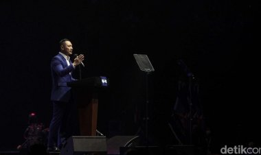 AHY Sindir 'Tinggal Gunting Pita', Giliran Pro Jokowi Membalas!