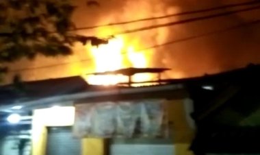 Ledakan Besar di Plumpang Jakarta, Warga Panik Berlarian....