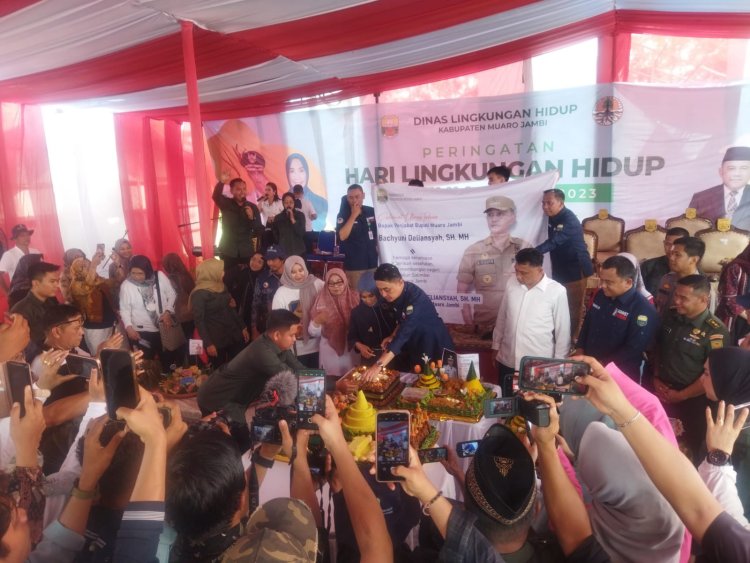 Nah lho!! Sekdis LH dan Kadis Kominfo Nyaris Adu Jotos di Depan Pj Bupati Mjaro Jambi, Ternyata...