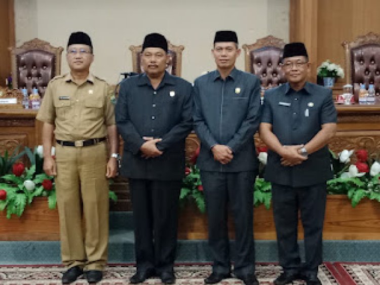 DPRD Muaro Jambi Gelar Paripurna Pandangan Umum Fraksi Terhadap Ranperda APBD 2022