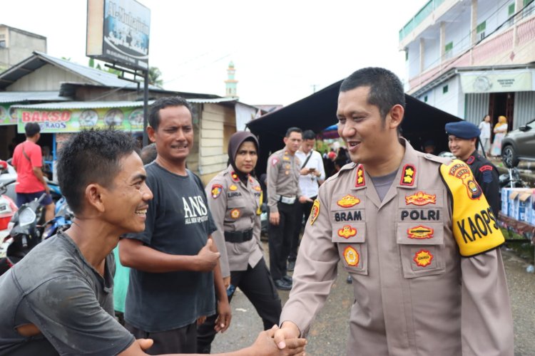 Tinjau Lokasi Banjir, AKBP Wahyu Bram: Kita Dirikan Tenda Darurat!