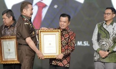 Gubernur Jambi Raih Penghargaan R Soeprapto Award 2024, Tetap Solid Mendukung Kejaksaan