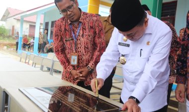 Kembangkan Role Model SMK Peternakan, Gubernur Al Haris Resmikan 4 Ruang Belajar SMKN 15 Merangin