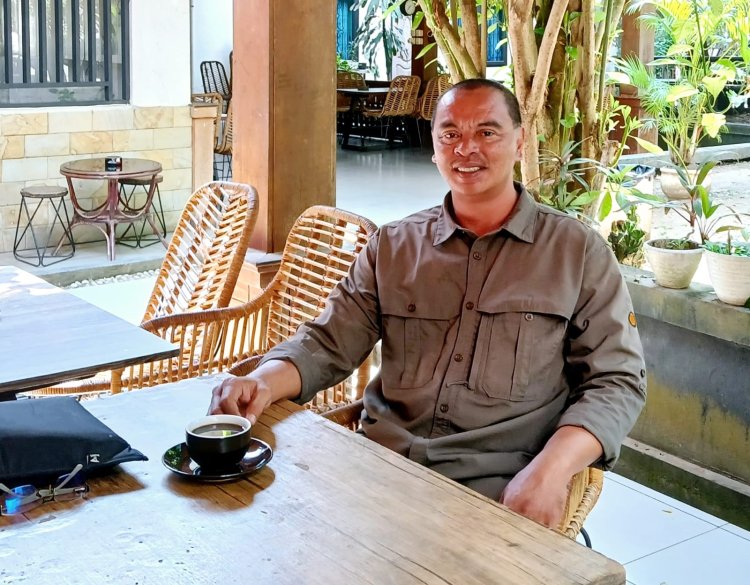 Pengamat atau Manipulator: Menyikapi Narsisme dalam Analisis dan Komentar