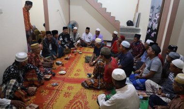 Peduli Lansia, Masyarakat Dusun Senamat Ulu Siap Menangkan Jumiwan-Maidani