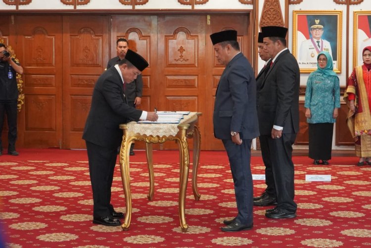 Kukuhkan Pjs Tiga Wilayah, Pesan Gubernur Al Haris: Jaga Sinergitas dan Kondusifitas Daerah