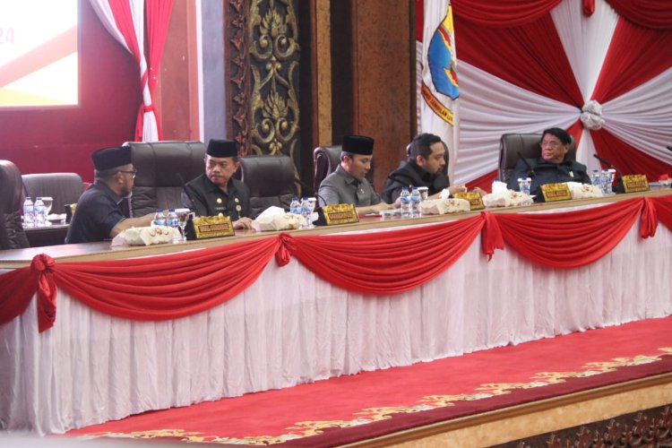 Gubernur Al Haris Sampaikan Nota Pengantar Ranperda APBDP 2024