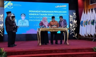Disaksikan Al Haris: Kepala OPD Pemprov Jambi Tandatangani Perjanjian Kinerja 2025