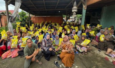 Dra. Hj. Elviana, M.Si, Anggota DPD RI Dapil Jambi, Meninjau Masyarakat Terdampak Banjir di Kabupaten Bungo