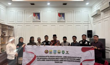 Sekda Sudirman Lepas Keberangkatan Umroh 4 Warga Binaan Satgaswil Jambi Densus 88 AT Polri