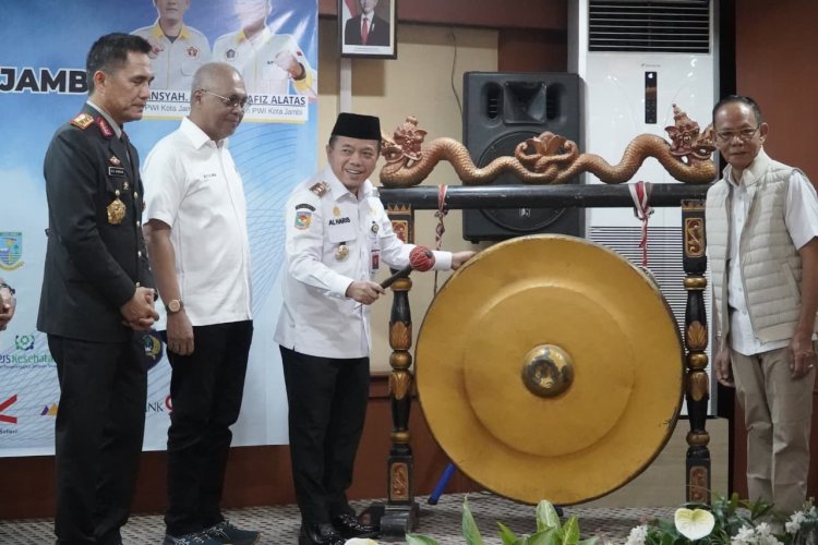 Gubernur Al Haris Buka UKW ke-13 di Jambi, Dorong Profesionalisme Wartawan