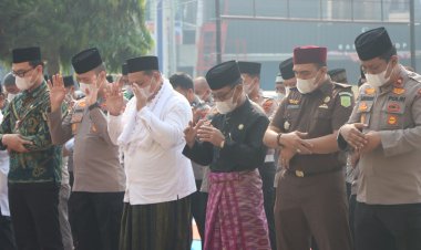 Langit Bungo Tak Kunjung Hujan, Polisi dan Forkopimda Bersimpuh dalam Shalat Istisqa