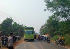 Terlibat Kecelakaan, Truk Bermuatan Sayuran Terbalik dan Muatan Berserakan di Jalan Lintas Sumatera Bungo