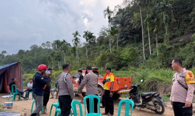 Bawi Hanyut di Sungai Batang Asai, Polsek, BPBD dan Warga Turun Lakukan Pencarian