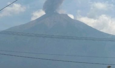 Gunung Kerinci Erupsi, Kolom Abu 800 Meter