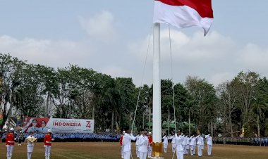 Wakil Walikota Jambi, Pimpin Upacara HUT ke-74 RI