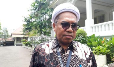 Habib Rizieq Tuding Soal Pencekalan, Ngabalin: Jangan Tuduh Macam-macam!