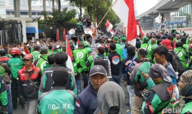 Massa Driver Gojek Demo Kedubes Malaysia, Ini Tuntutannya...