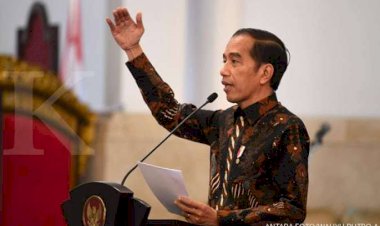Karikatur Jokowi dan Pinokio, Hasto Sebut Presiden Didiskreditkan