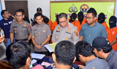 7 Komplotan Pencuri Sarang Walet Bersenpi Diringkus Polisi