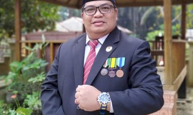 SAH!! Purnawirawan TNI AD Ini Jadi Ketua DPRD Merangin Definitif