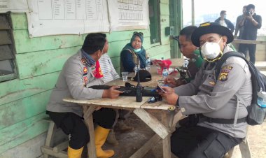 Bupati Masnah "Ngantor" di Lokasi Karhutla