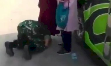 Bikin Haru! Viral Anggota TNI Cium Kaki Ibu dan Menangis
