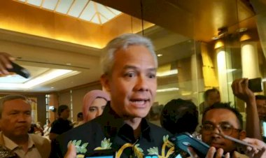 Ganjar Marah: Saya Tidak beri Ampun guru-pelajar pengibar Bendera HTI