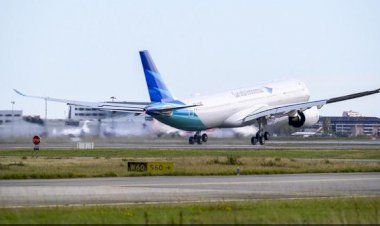 Erick Thohir Pecat Dirut Garuda Indonesia