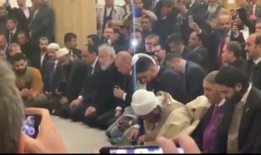 Viral! Video Presiden Erdogan Lantunkan Al-Qur'an Bikin Merinding