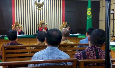 Cornelis Buston Sebut Elhelwi Ancam Tolak Bahas RAPBD Jika Tak Ada Uang Ketok Palu