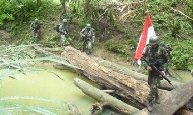 Mau Ambil Logistik, Baku Tembak TNI-KKB di Papua Tewaskan Satu Anggota