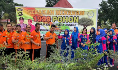 Polres Muarojambi Tanam 1.999 Pohon, Cegah Pemanasan Global