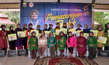 Sosialisasikan Cara Pemakaian Tekuluk, Dekranasda Gelar Lomba Video Tutorial