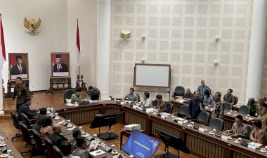 Pimpin Rapat Lima Destinasi Super Prioritas, Wapres: Perlu Tingkatkan SDM Sekitar Pariwisata