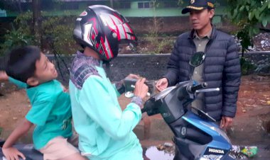 Joko Widodo Tangkap Dua Warga Buang Sampah Sembarangan di Bogor