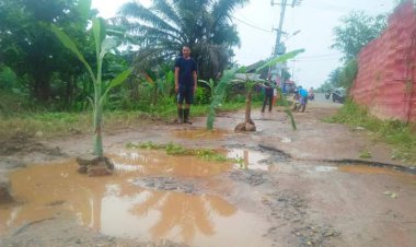 Jalan Kampung Bugis Kota Jambi Rusak Parah, DPRD Kota Malah Bilang Begini