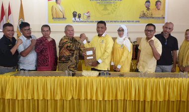 Kembalikan Formulir ke Golkar, Safrial Harap PDI dan Golkar Bisa Koalisi