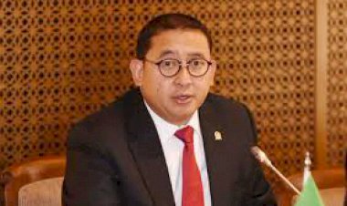 Sebut Musuh Terbesar Pancasila adalah Agama, Fadli Zon: Kepala BPIP Ini Tuna Sejarah & Nggak Ngerti Pancasila!