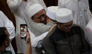 Innalillahi Ayahanda Ustadz Yusuf Mansur Wafat