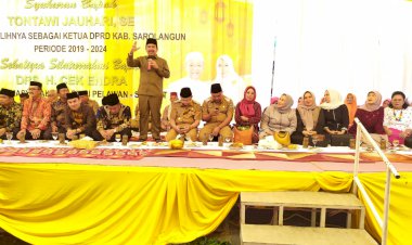 Ribuan Masyarakat Pelawan Singkut Hadiri Syukuran Tantowi Jauhari, Serta Silaturahmi Dengan Cek Endra