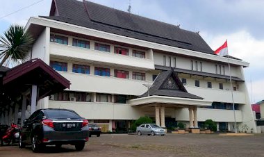 Plt Kadisdik Provinsi Jambi Diganti, Ini Penyebabnya