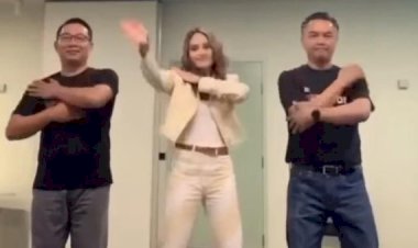 Ridwan Kamil TikTok Bareng Cinta Laura, Netizen: Pantesan Gubernurnya Main Tiktok Mulu, Alay, Urusin Banjir Tuh!