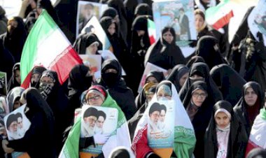 Wapres Iran Terinfeksi Corona, Sholat Jumat di 23 Kota Dibatalkan