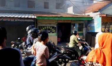 Kebakaran Hebat Toko Pakaian di Pasar Pisangan Matraman, Ini Penyebabnya