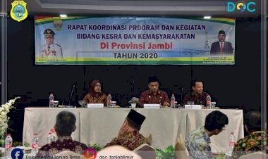 Pemkab Tanjab Timur Terima Penghargaan dan Juara I Lomba Sekretariat TP UKS/M