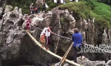 Miris! Indonesia Sudah Merdeka, Tapi Masih Ada Jembatan Bambu Jadi Tumpuan Ekonomi Warga